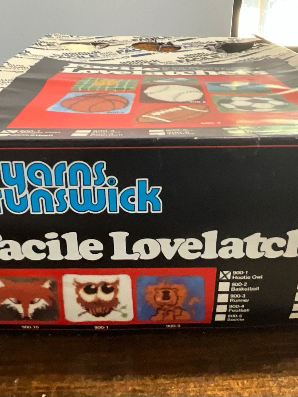 Vintage Yarns Brunswick Yarn Latch Hook Rug Kit Hootie Owl Kit